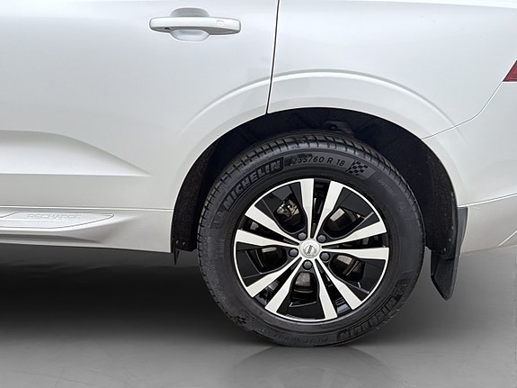 Volvo XC60 29 of 30