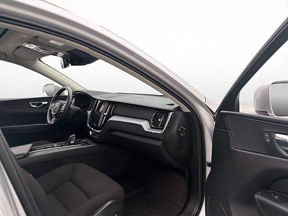 Volvo XC60 27 of 30