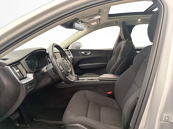 Volvo XC60 12 of 30