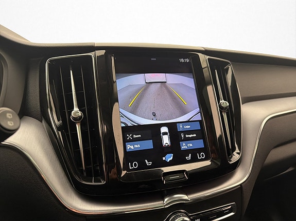 Volvo XC60 20 of 30