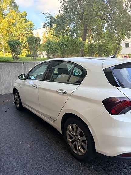 Fiat Tipo 2 of 9