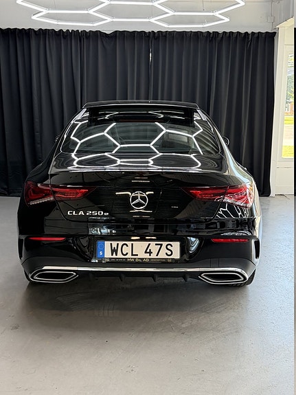 Mercedes-Benz CLA250 e 10 of 14