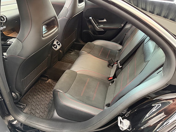 Mercedes-Benz CLA250 e 7 of 14