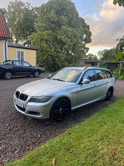 BMW 320d 4 of 6
