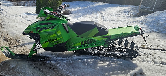 Arctic-cat M 8000 hardcore 3 of 4