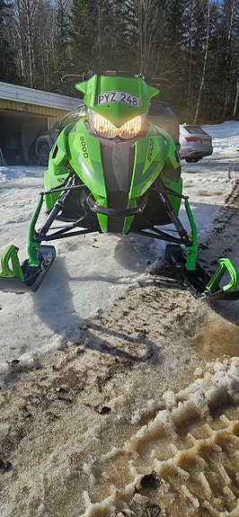 Arctic-cat M 8000 hardcore 2 of 4