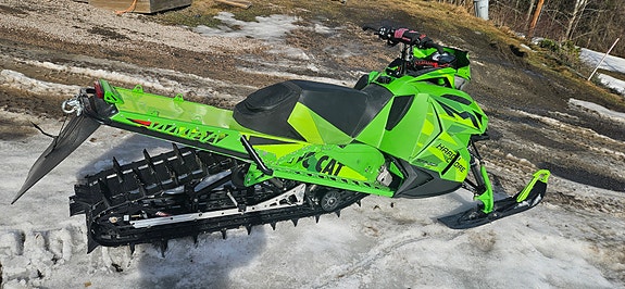 Arctic-cat M 8000 hardcore 4 of 4