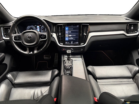 Volvo V60 10 of 20
