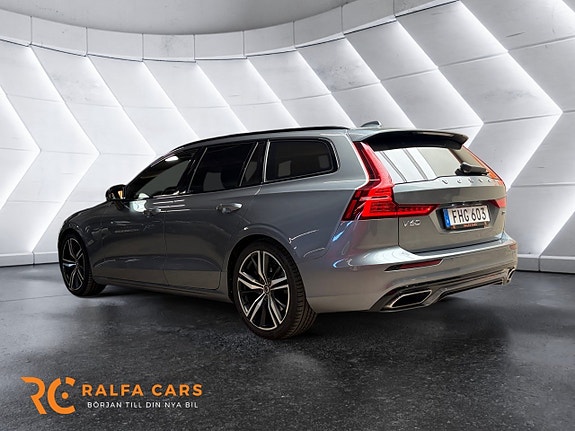 Volvo V60 4 of 20