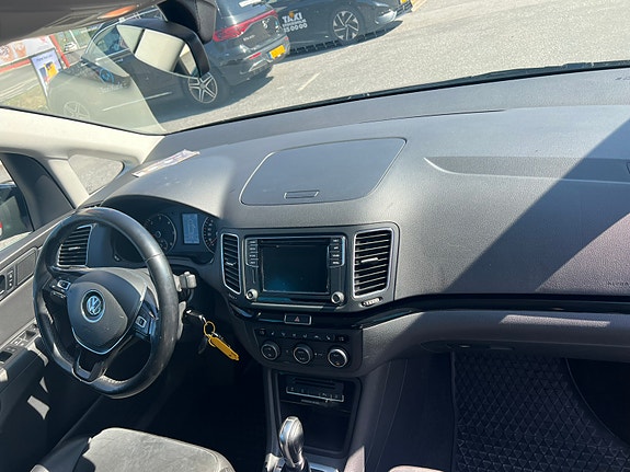 Volkswagen Sharan 8 of 12