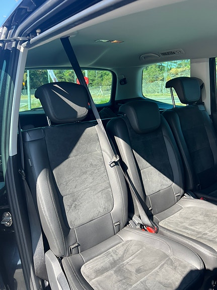 Volkswagen Sharan 7 of 12