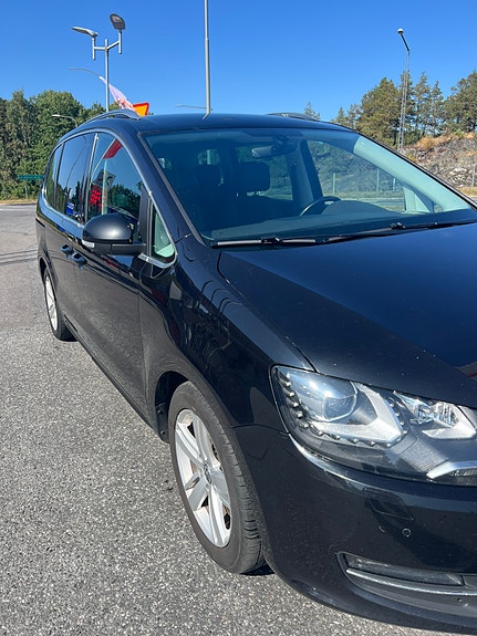 Volkswagen Sharan 3 of 12