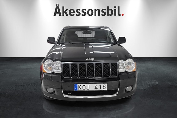 Jeep Grand Cherokee 2 of 16