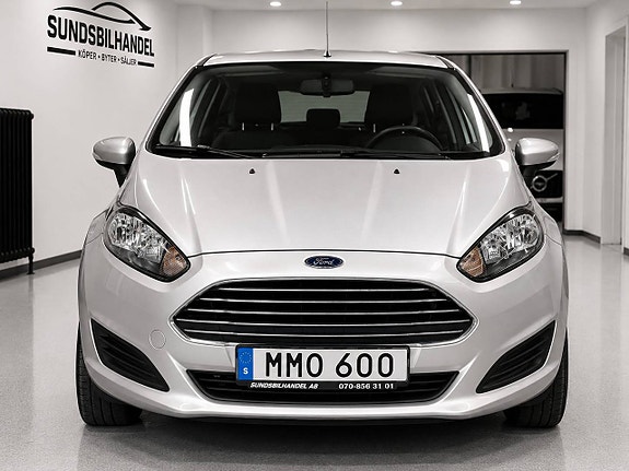 Ford Fiesta 2 of 13