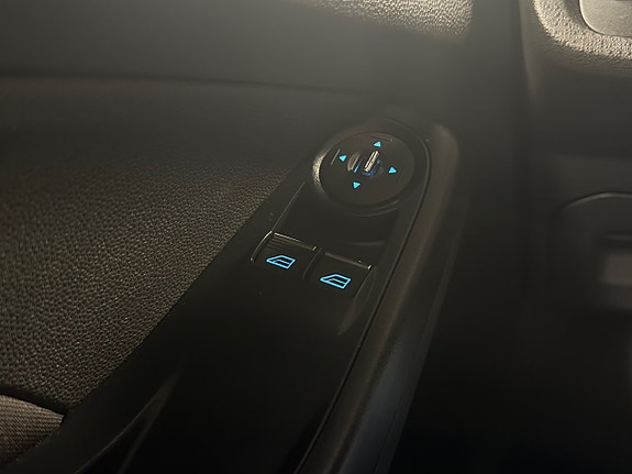 Ford Fiesta 13 of 13