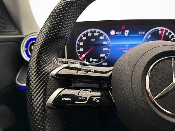 Mercedes-Benz C300 17 of 30
