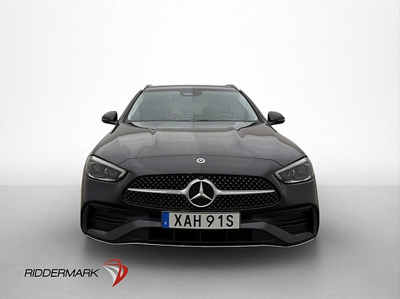 Mercedes-Benz C300 2 of 30