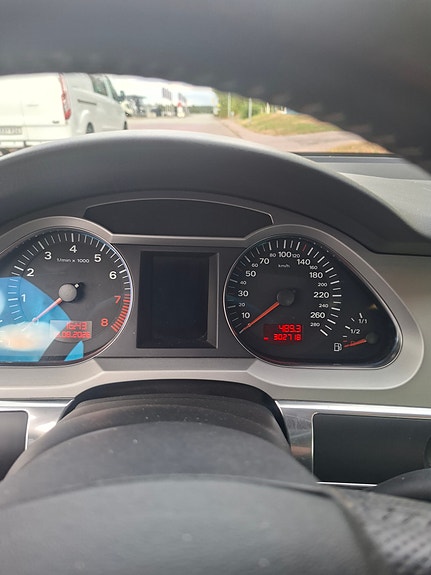 Audi A6 5 of 8