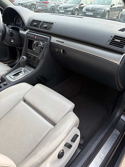 Audi S4 3 of 12