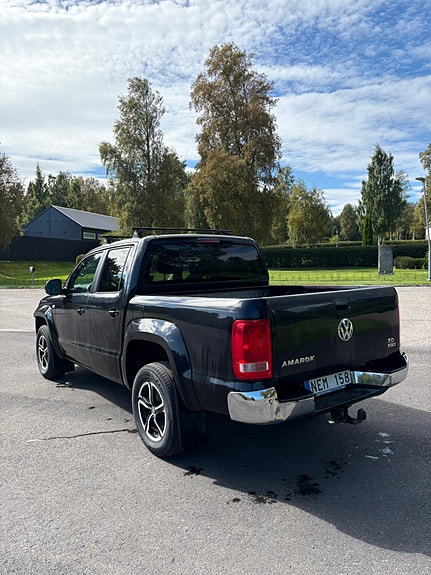 Volkswagen Amarok 3 of 3