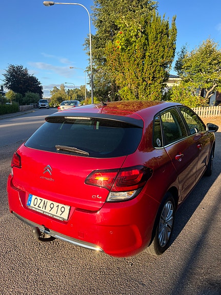 Citroen C4 7 of 9