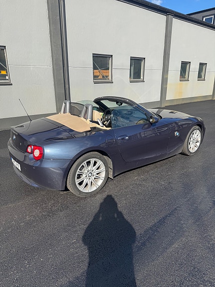 BMW Z4 4 of 6