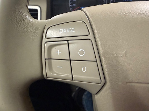 Volvo XC70 14 of 15