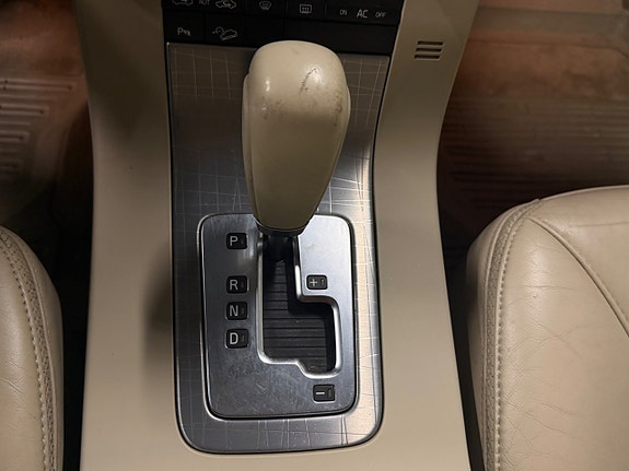 Volvo XC70 10 of 15