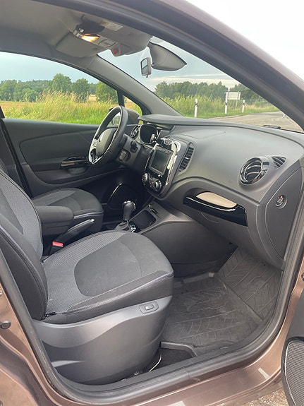 Renault Captur 8 of 13