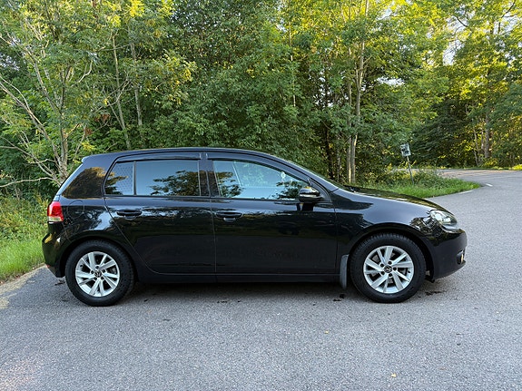Volkswagen Golf VI 4 of 11