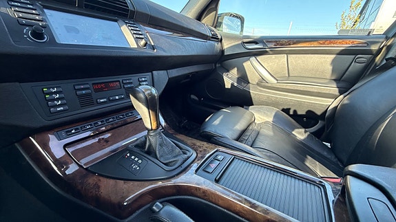 BMW X5 13 of 13