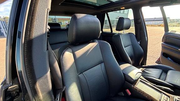 BMW X5 12 of 13