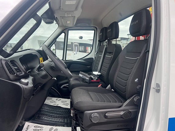 Ny Iveco Daily 72C18 A8 Kranbil Palfinger Kran Fullutrustad 10 of 12