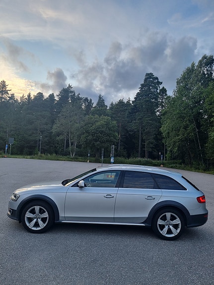 Audi A4 allroad 6 of 9