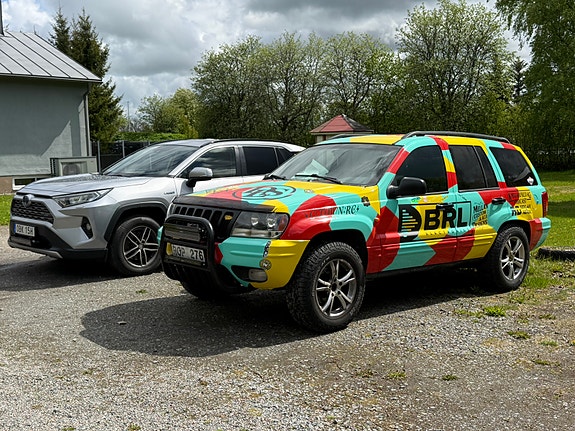 Jeep Grand Cherokee 3 of 7