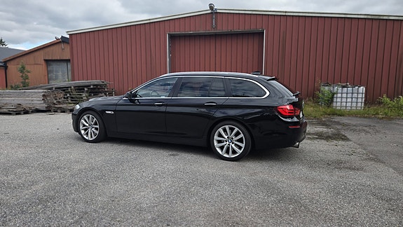 BMW 535i 2 of 9