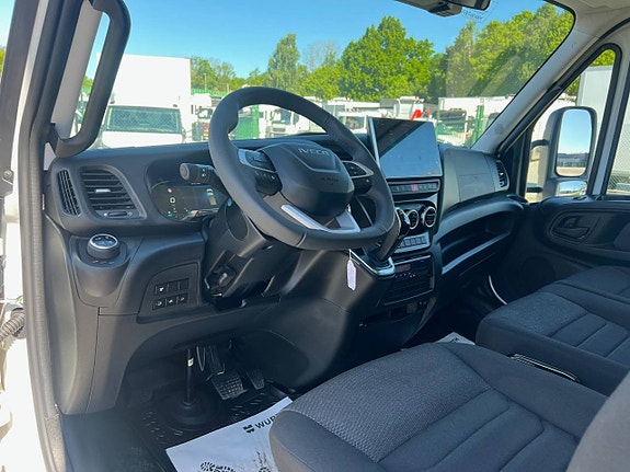 Iveco Daily 72C18 Skåpbil Aut Fullutrustad Lastvikt 3390 Kg 12 of 12