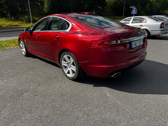 Jaguar XF 4 of 30