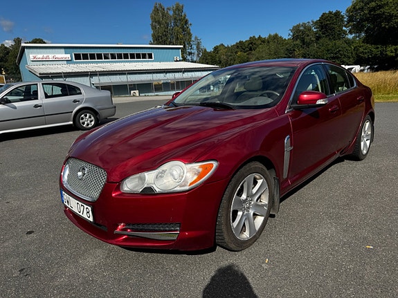 Jaguar XF 6 of 30