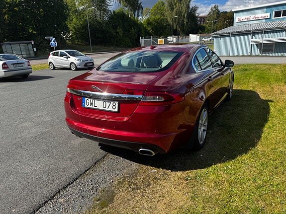 Jaguar XF 14 of 30