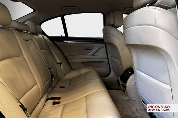 BMW 520d 16 of 18