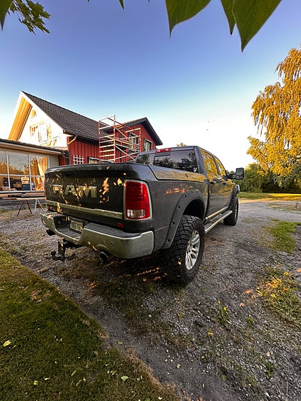 RAM 1500 10 of 12