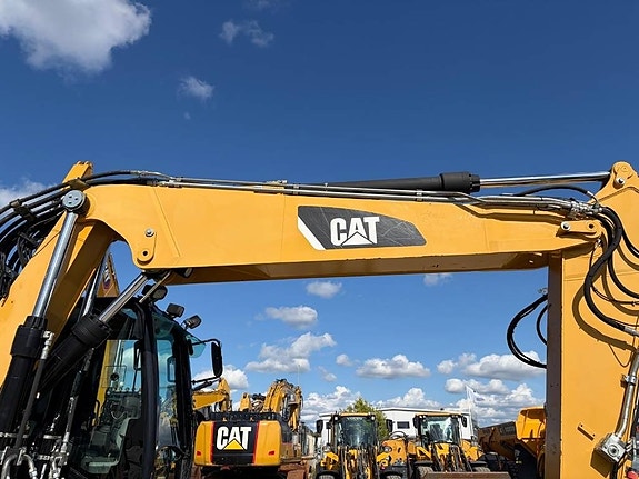 CAT M 315 D 14 of 24