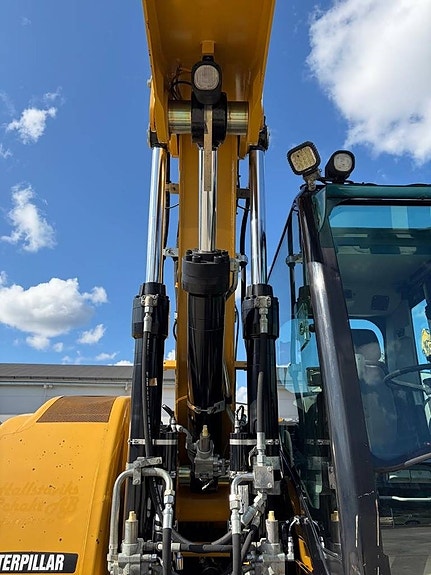 CAT M 315 D 13 of 24