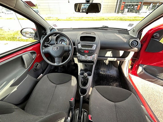 Toyota Aygo 5 of 5