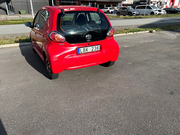 Toyota Aygo 4 of 5
