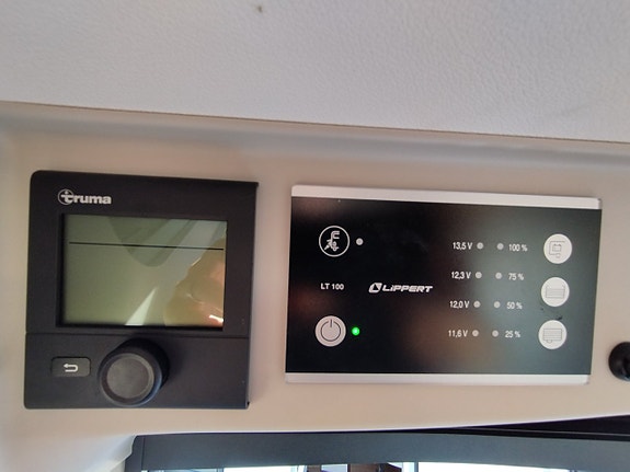 Carado CV 602 PRO Långbäddar Automat 140hk Backkamera markis cykelställ 18 of 30