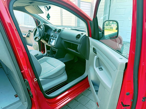 Volkswagen Caddy 3 of 8