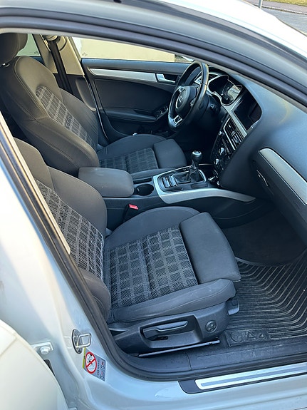 Audi A4 11 of 12