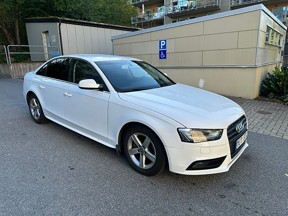 Audi A4 2 of 12
